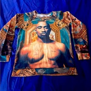 Tupac Sweater - small
